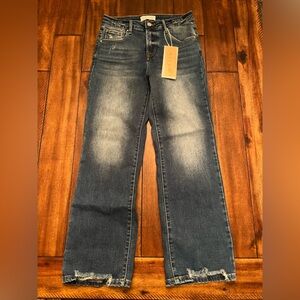 RISEN JEANS - HIGH RISE RELAXED STRAIGHT JEANS - RDP5459.  Size 7/28